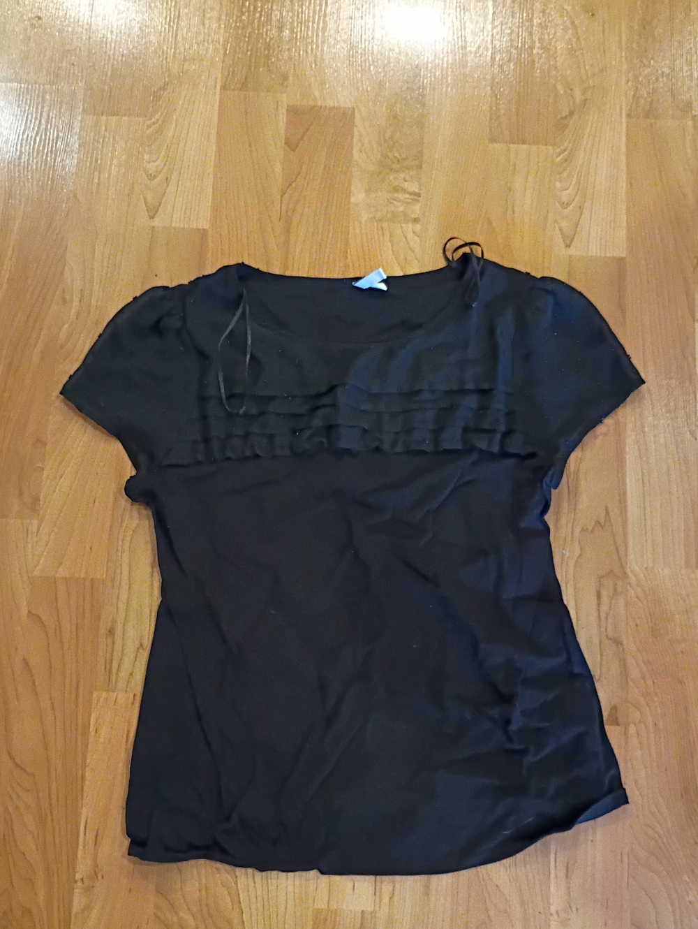 Elle Black Short-Sleeve Ruffle Yoke Top